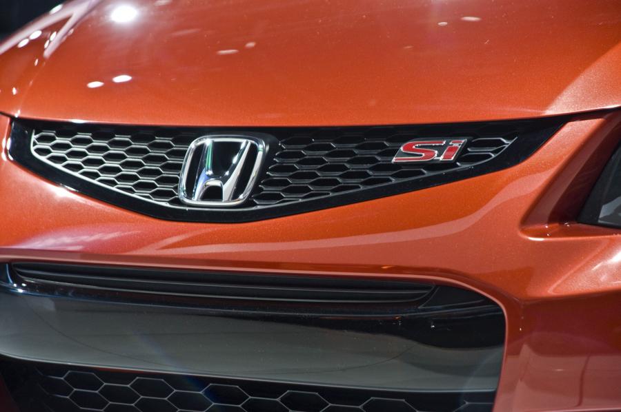  Honda Civic Si Concept 2011 года  (фото 14 из 45)
